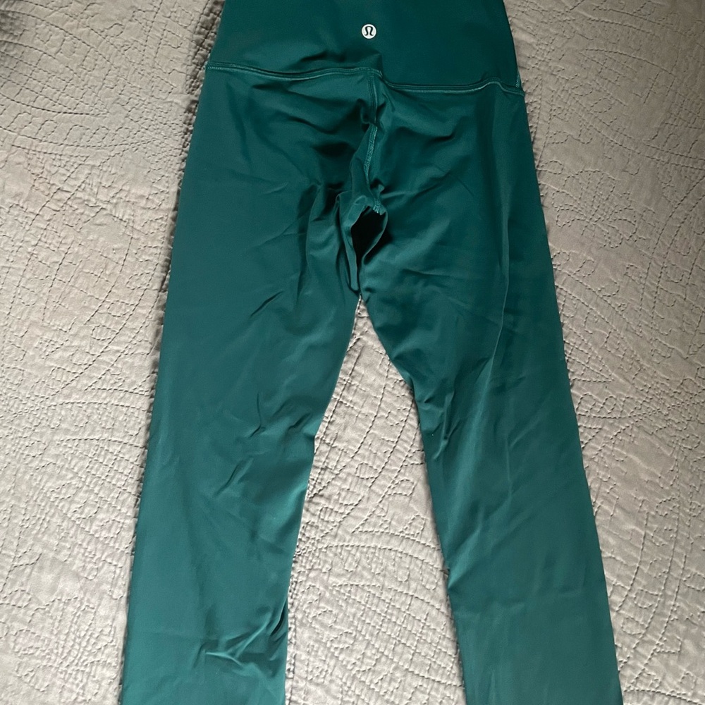 Lululemon Capri Teal Leggings